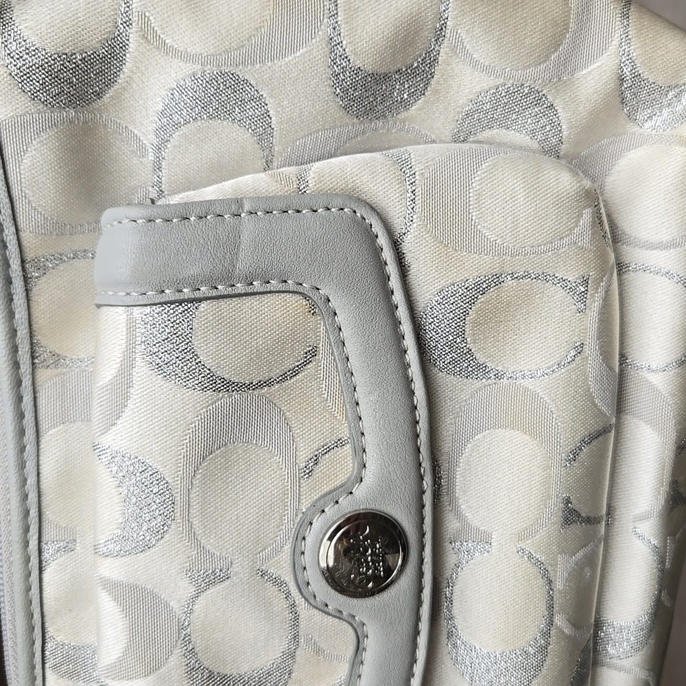 Coach Crossbody - Picture 6 of 13